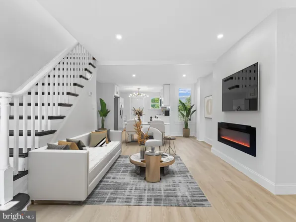 6931 Rodney St, Philadelphia, PA 19138