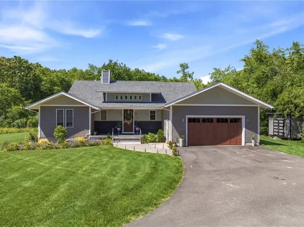 685 Curtis Corner Rd #C, Wakefield, RI 02879