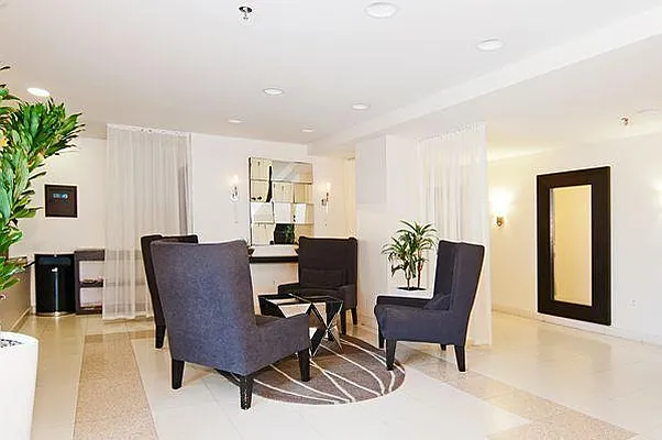 Rented by R New York | media 4