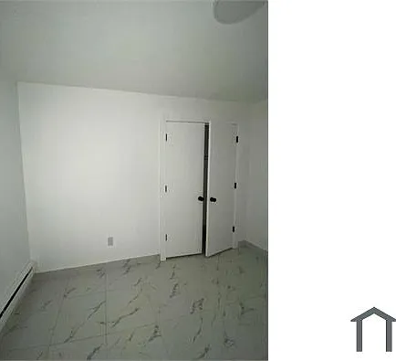 25 Riverview Pl #2R — Photo 8