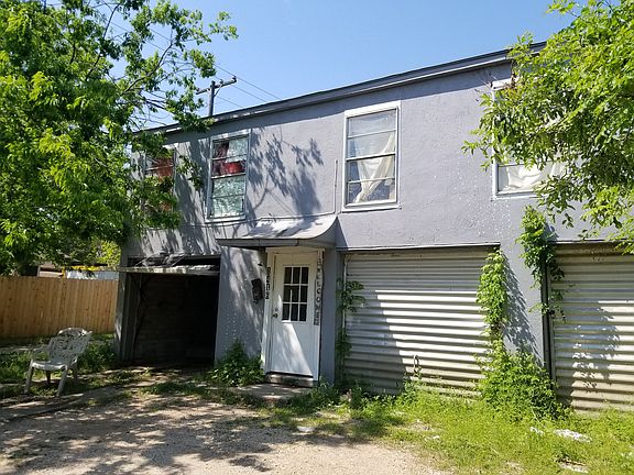Three Car Garage Apartment