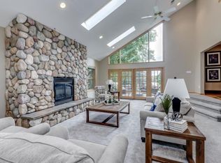 4926 Bartlett Blvd, Mound, MN 55364