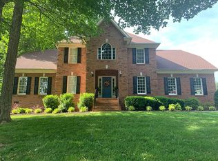 1030 Ridglea Dr, Burns, TN 37029