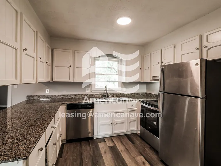 1678182_005_wm_-_kitchen_13484790.jpg