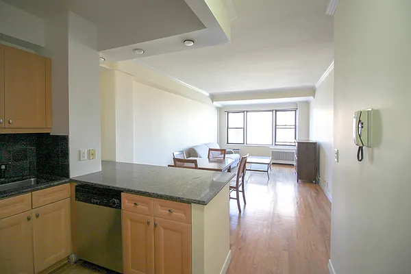 Rented by (Legacy) NY 101, Inc. | media 4