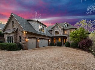 9934 Saw Mill Rd, Charlotte, NC 28278