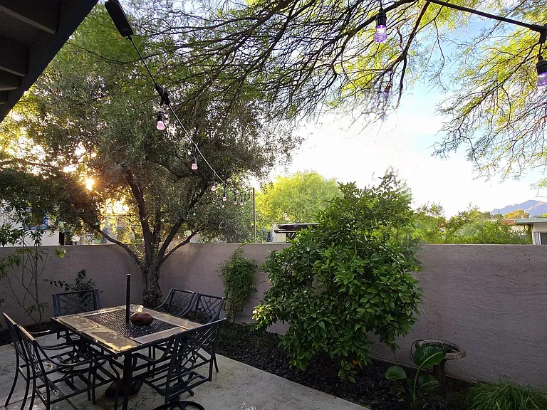 3478 N Richland Dr — Photo 32