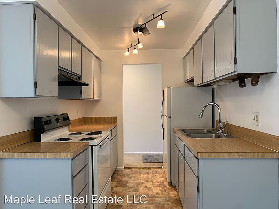 1st image of 11021 NE 68th St #522