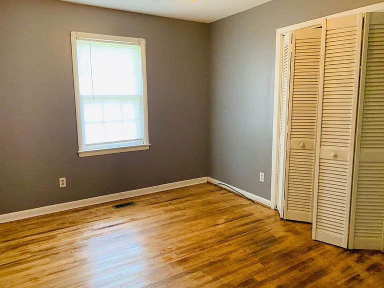 450 Lees Country Club Rd — Photo 23