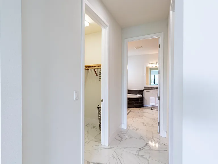 7191 Montereal Path — Photo 18