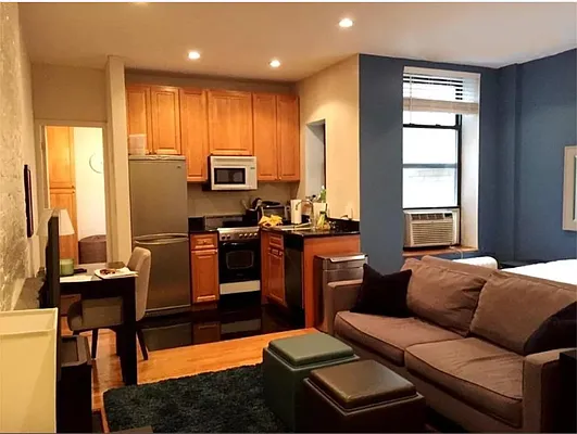 Rented by Douglas Elliman | media 13