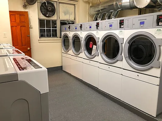 Sold by HomeDax Real Estate | media 25