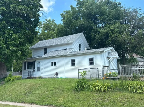 401 Munn St, Muscatine, IA 52761