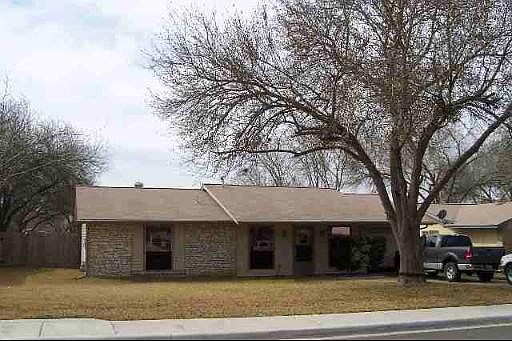 1st image of 7214 GLEN TRAIL DR