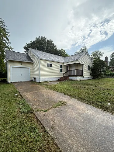 8 McBrien Rd Photo 1 8 McBrien Rd Photo 1