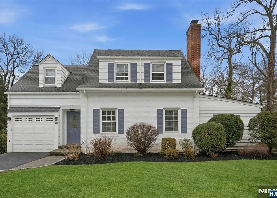 1st image of 98 Windsor Rd