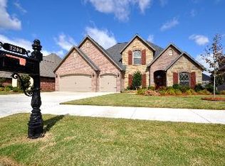 1200 SW Glen Arbor Ave, Bentonville, AR 72713