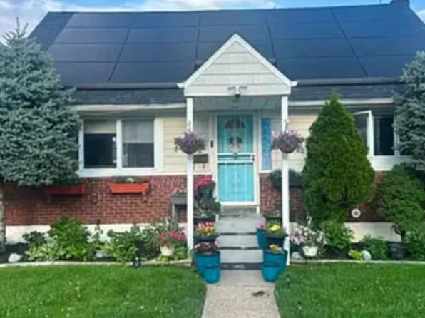 (undisclosed Address), Elmont, NY 11003