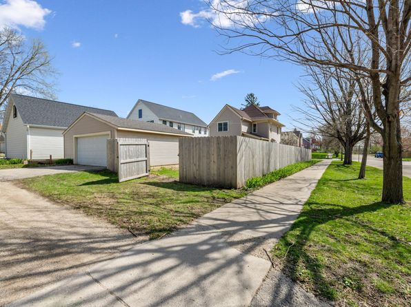 727 6th Ave SW, Rochester, MN 55902