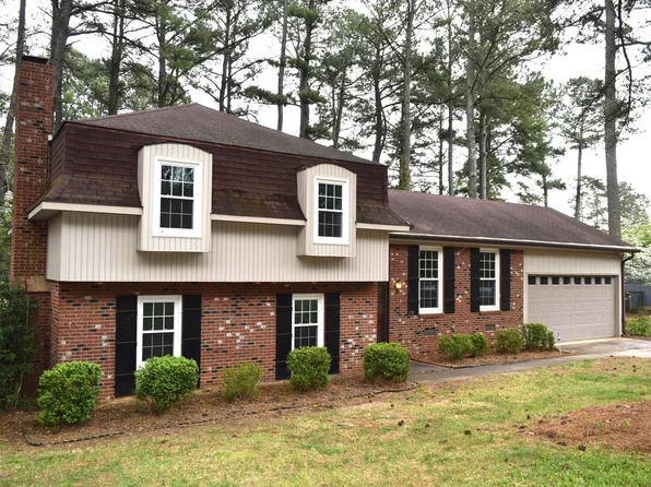 2731 Umstead Rd, Durham, NC 27712