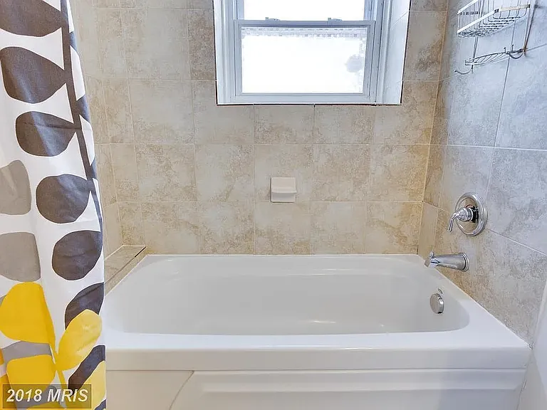 1512 Marion St NW #104 — Photo 15