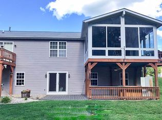 11493 Castle Dr, Plymouth, IN 46563