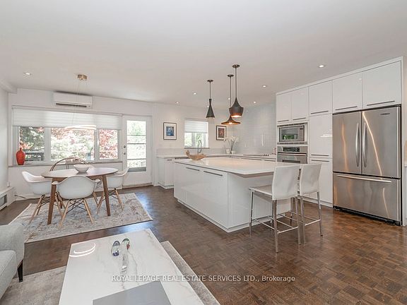 5th image of 31 Rosedale Rd #103