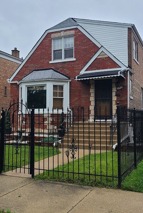 1st image of 5626 S Washtenaw Ave