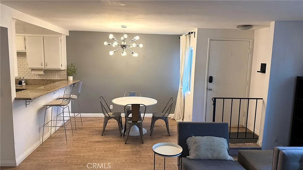 2 bed, 1120 sqft, $2,800 — Photo 3