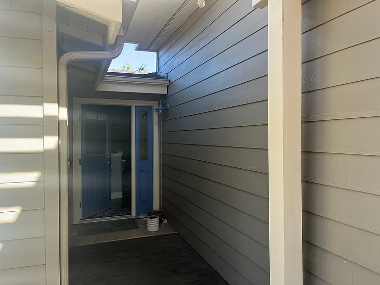 324 Selma St — Photo 46