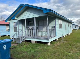 1940 2nd St, Hempstead, TX 77445