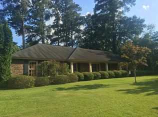 1101 Vestavia Cir, Northport, AL 35473