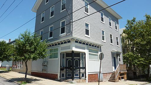 2nd image of 40 E Transit St APT 3