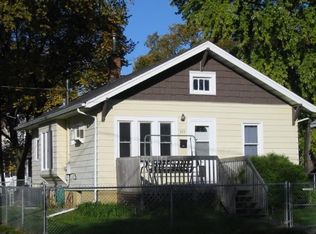 323 15th St S, Fargo, ND 58103