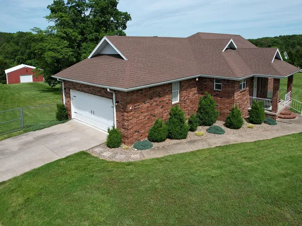 861 Country Meadows Road, Highlandville, MO 65669