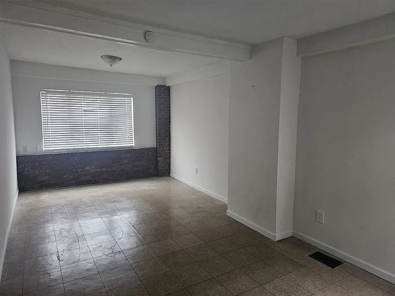7004 Glenmore Ave #1-A — Photo 10