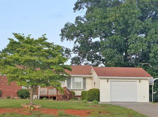 4754 Rucker Rd, Moneta, VA 24121