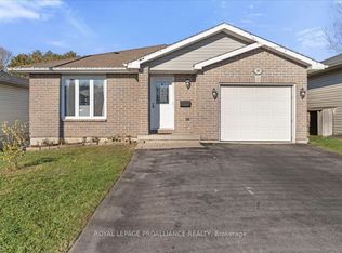 189 Nicholas St, Quinte West, ON K8V 6E8
