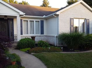 2418 Sandpiper Rd, Lambertville, MI 48144