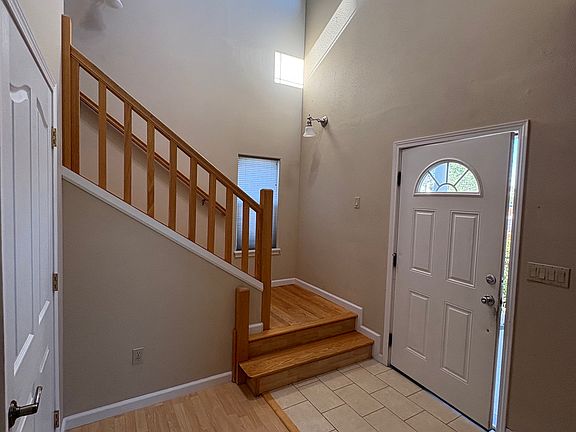 2nd image of 2725 SW Metolius Ave