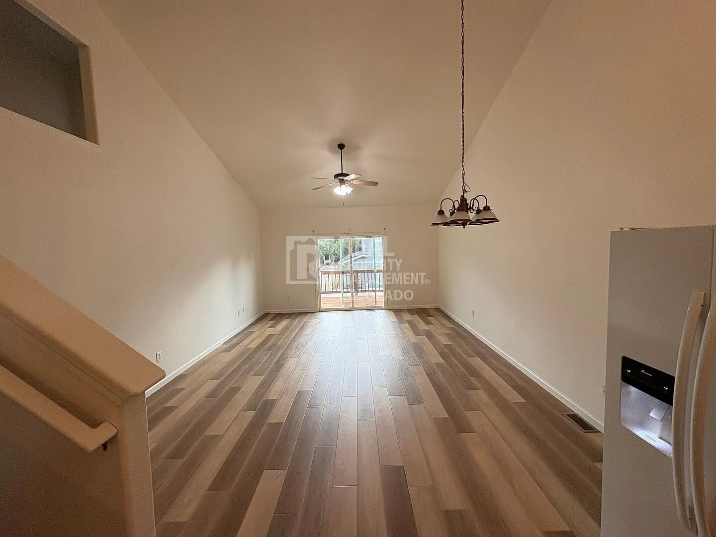 3-bedroom, 2-bathroom duplex in a fantastic Evans location! — Photo 3