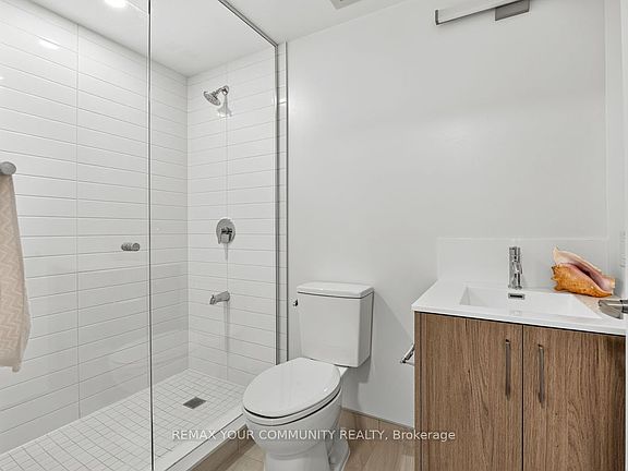 5th image of 4010 Eglinton Ave W #1602