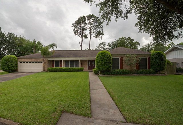 1st image of 3045 Eugenia Ln