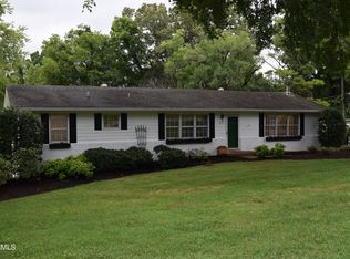 6903 NW Stockton Dr, Knoxville, TN 37909