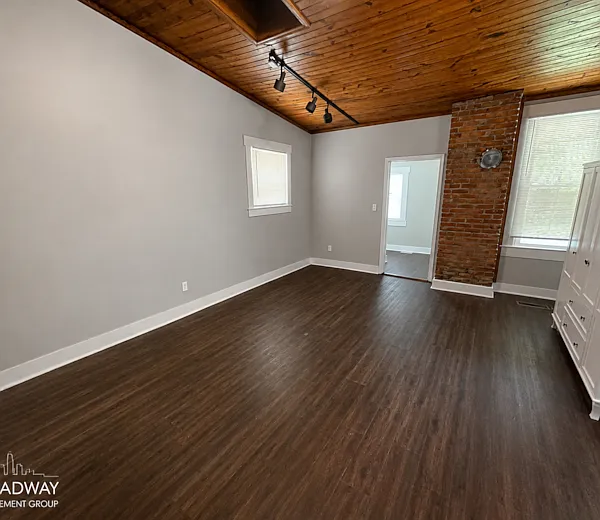 1661 Story Ave — Photo 3