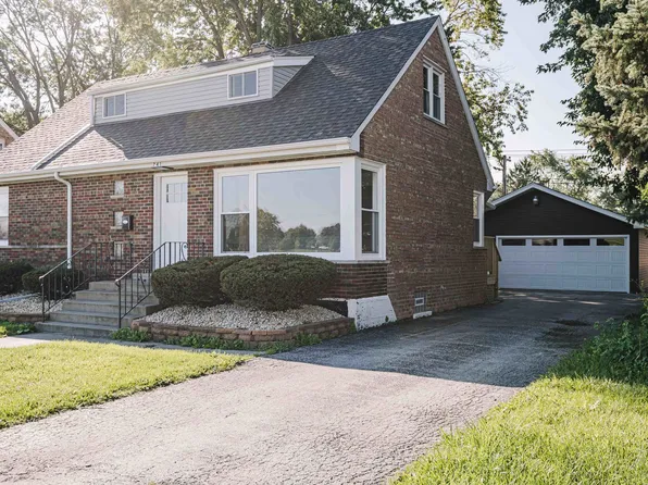 741 E 154th St, South Holland, IL 60473