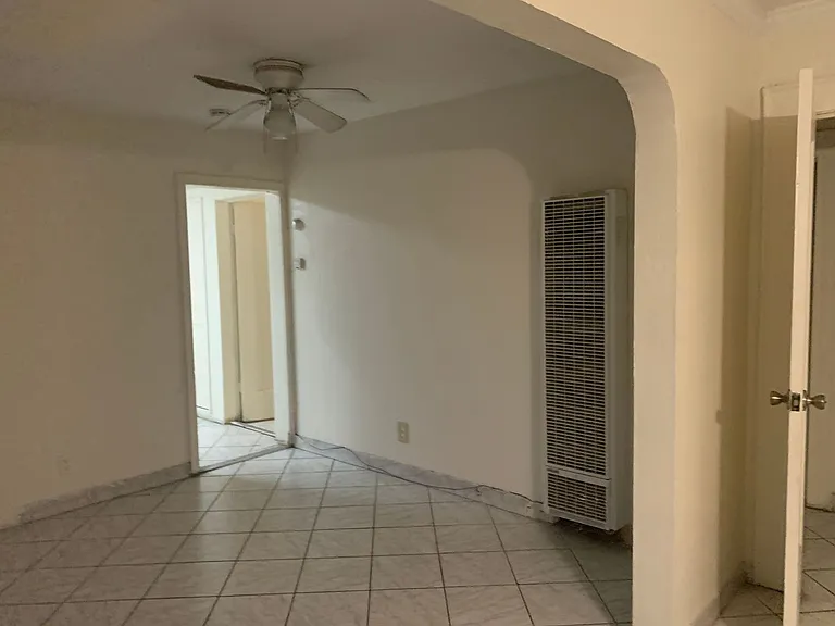 1815 Potomac Ave — Photo 5