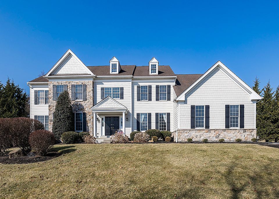 1st image of 109 Marigold Ct