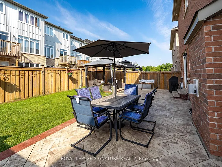 14 Paisley Way — Photo 42