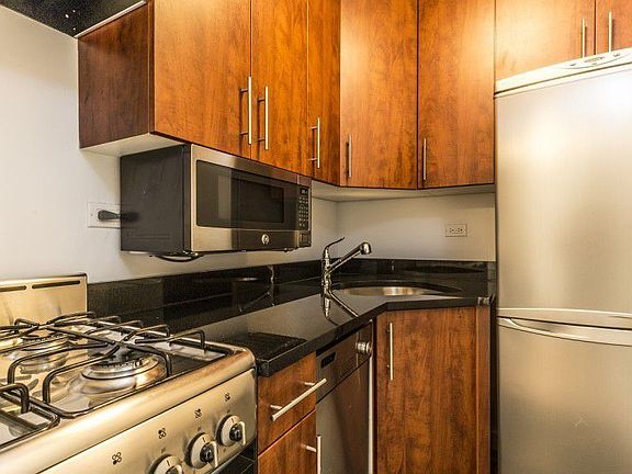 2nd image of 315 W 57th St APT 17B